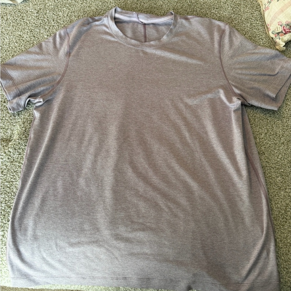 lululemon athletica Men's light purple Short Sleeve Tee